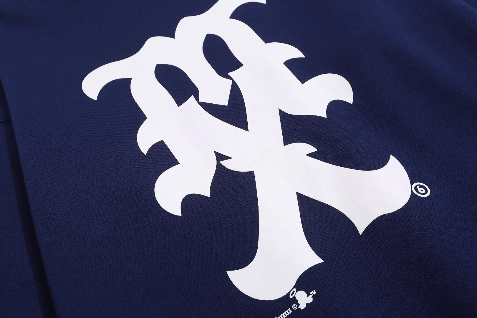 SAINT MICHAEL 25FO CREW SWEAT MX American retro velvet loose round neck sweatshirt Fabric: 420g Style number: SM610 Size: S-M-L-XL Color: black-blue Price: P190